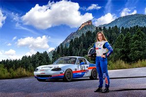 Loni Unser