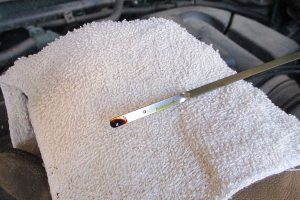 How to check motor oil in a car