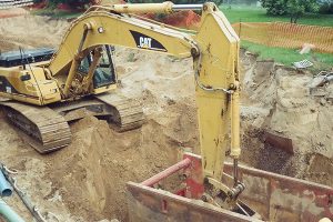 Heavy-equipment.