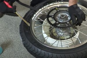 How to change dirt bike tire