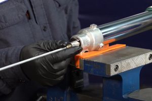Dirt bike rebound adjusting rod