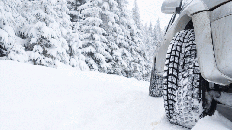 What Motor Oil is Best for Winter? (And Other Cold-Weather Questions)