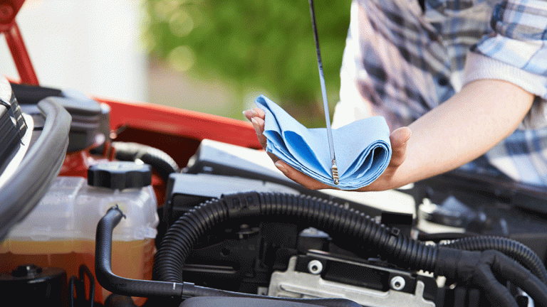 Low Oil Pressure Symptoms and Causes