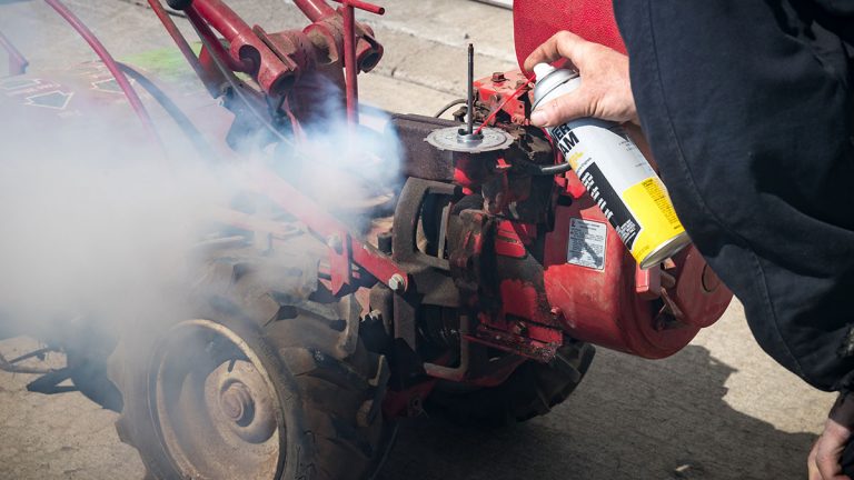 Watch: How to Use AMSOIL Power Foam®
