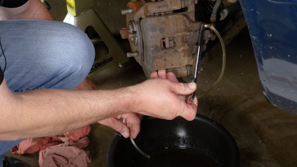 How to bleed brakes
